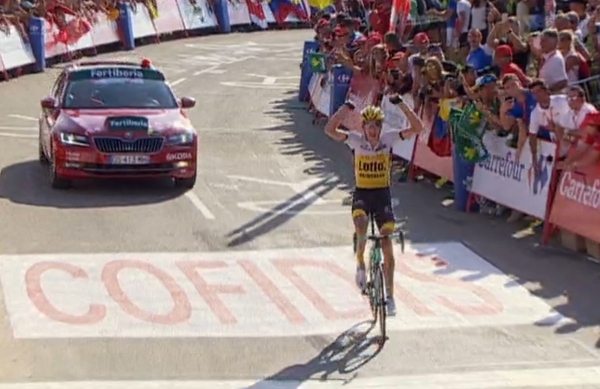 Robert Gesink vyhrl 14. etapu Vuelty