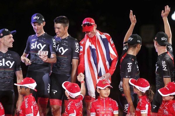 Team Sky dominoval Vuelt 2017