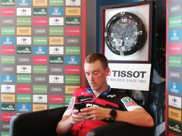 Rohan Dennis vyhrl asovku na Vuelt