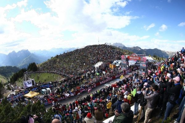 Loni kraloval horskm dojezdm Monte Zoncolan