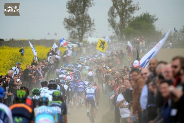 Paříž - Roubaix je pro cyklisty zkouškou odolnosti