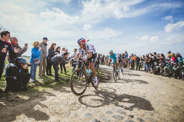 Zdenk Štybar je na pav Pa - Roubaix hodn siln