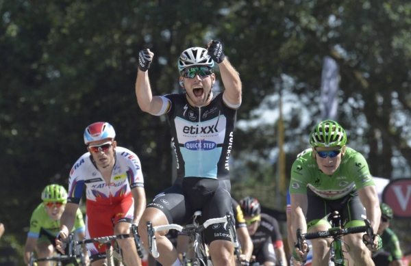 Mark Cavendish přidal šestadvacáté etapové vítězství na Tour